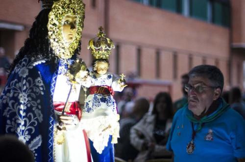 La Verge de la Fuensanta a Can Deu a l'altar de Can Deu.