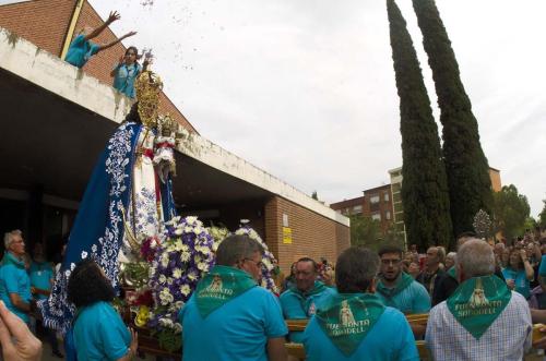 Sortida de Verge de la Fuensanta de l'esglesia de Ca n'Oriac.